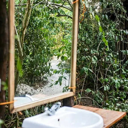 Bamba Kofi Lodge Ватаму Экстерьер фото