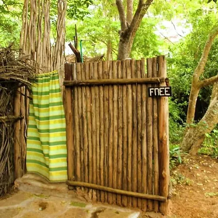 Bamba Kofi Lodge Ватаму Номер фото