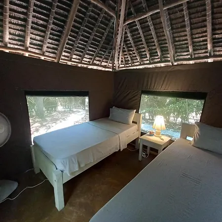 Bamba Kofi Lodge Ватаму Экстерьер фото