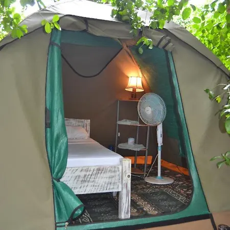 Bamba Kofi Lodge Ватаму Экстерьер фото