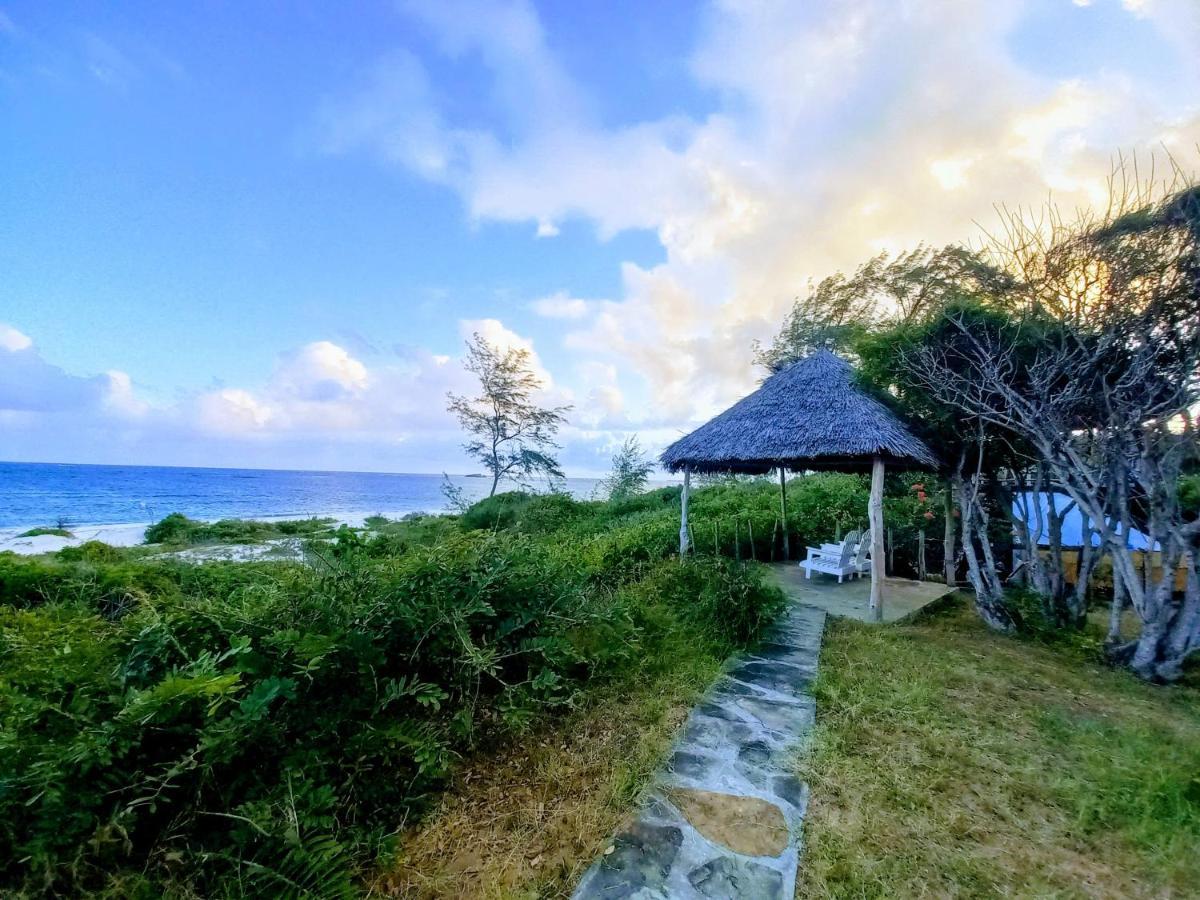 Bamba Kofi Watamu